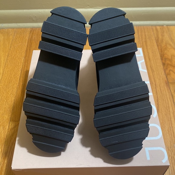 NEW IN BOX JustFab Pythios Black Caviar/Bright White Cold Weather boots - Size 7 - Picture 6 of 9